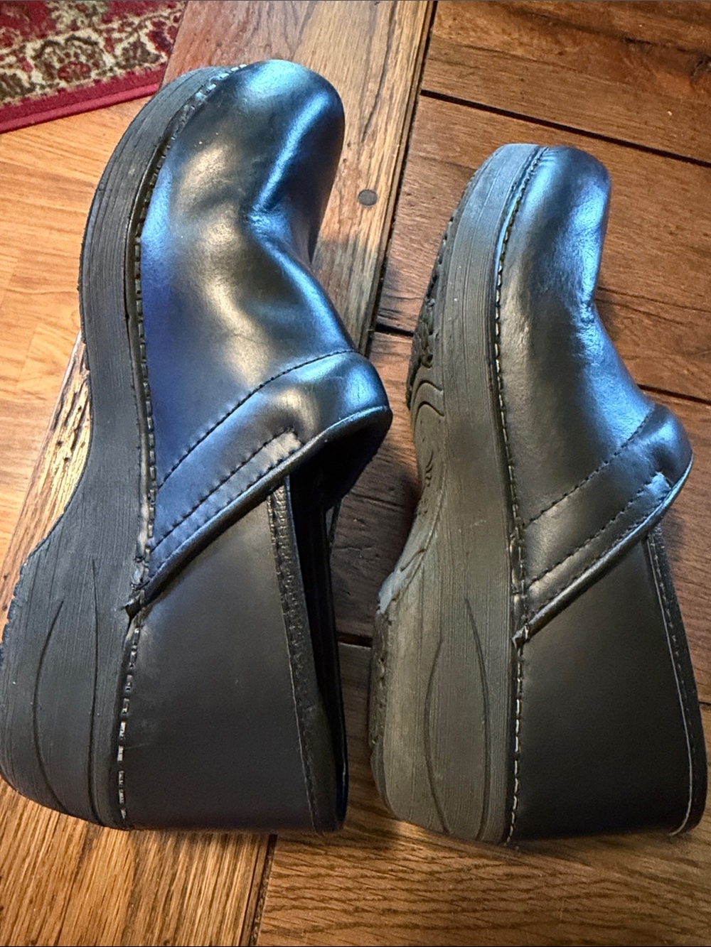 Dansko Black Leather - XP2.0 - Slip-On Clogs - Sz 39 (USA 8.5) - Picture 4 of 12